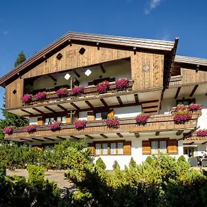 4* Hotel Lajadira &