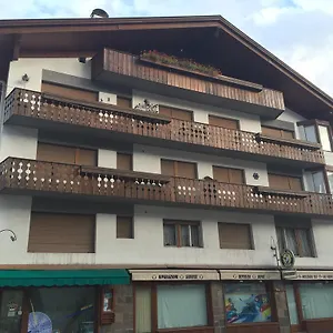 Apartment Cristallino -stayincortina, Cortina d'Ampezzo