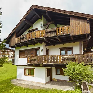 Apartment Ca Perosego - Stayincortina, Cortina d'Ampezzo