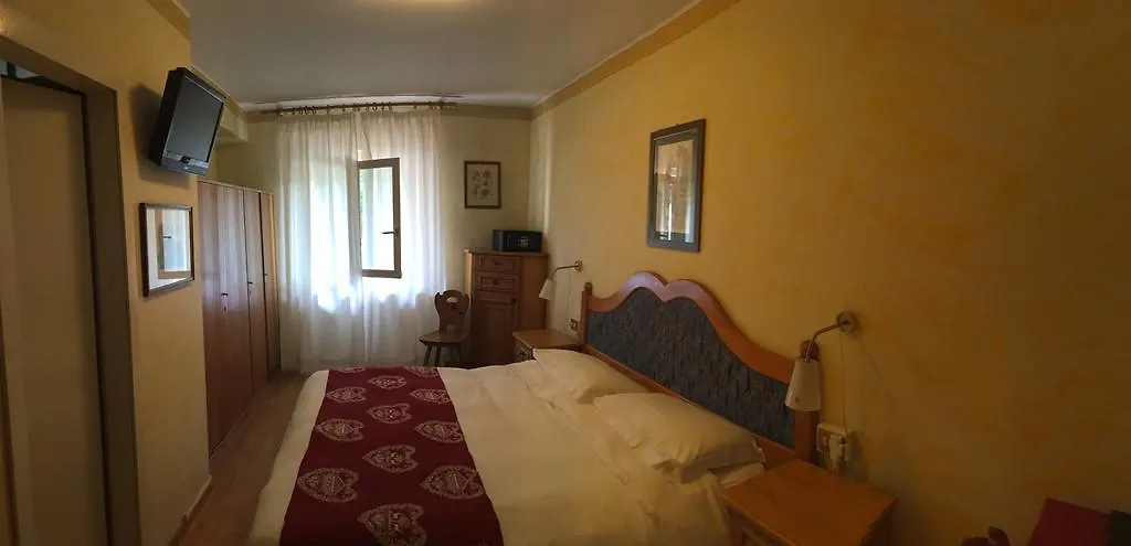 Meuble Villa Neve Cortina d'Ampezzo 3*,  Italy